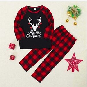 Woman Festive Christmas Plaid Pajama Set - Black and Red